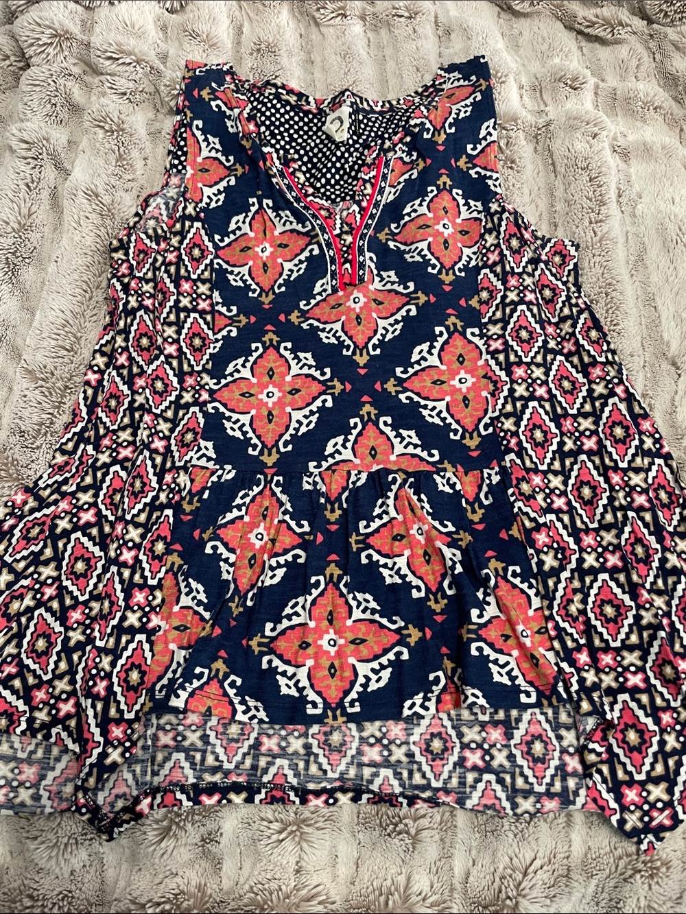Akemi + Kin-Sleeveless Navy Floral Geo Print Women's Top - Navy & Pink Accent
